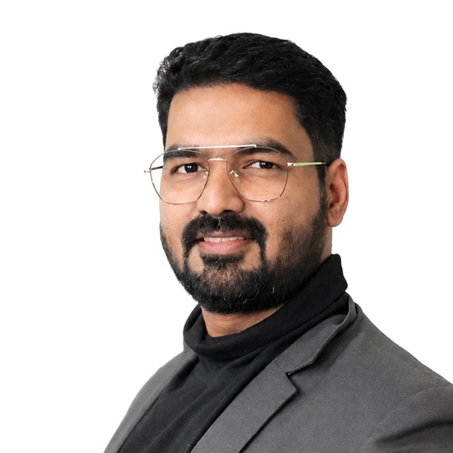 CMA CS Rohan Nimbalkar, Director